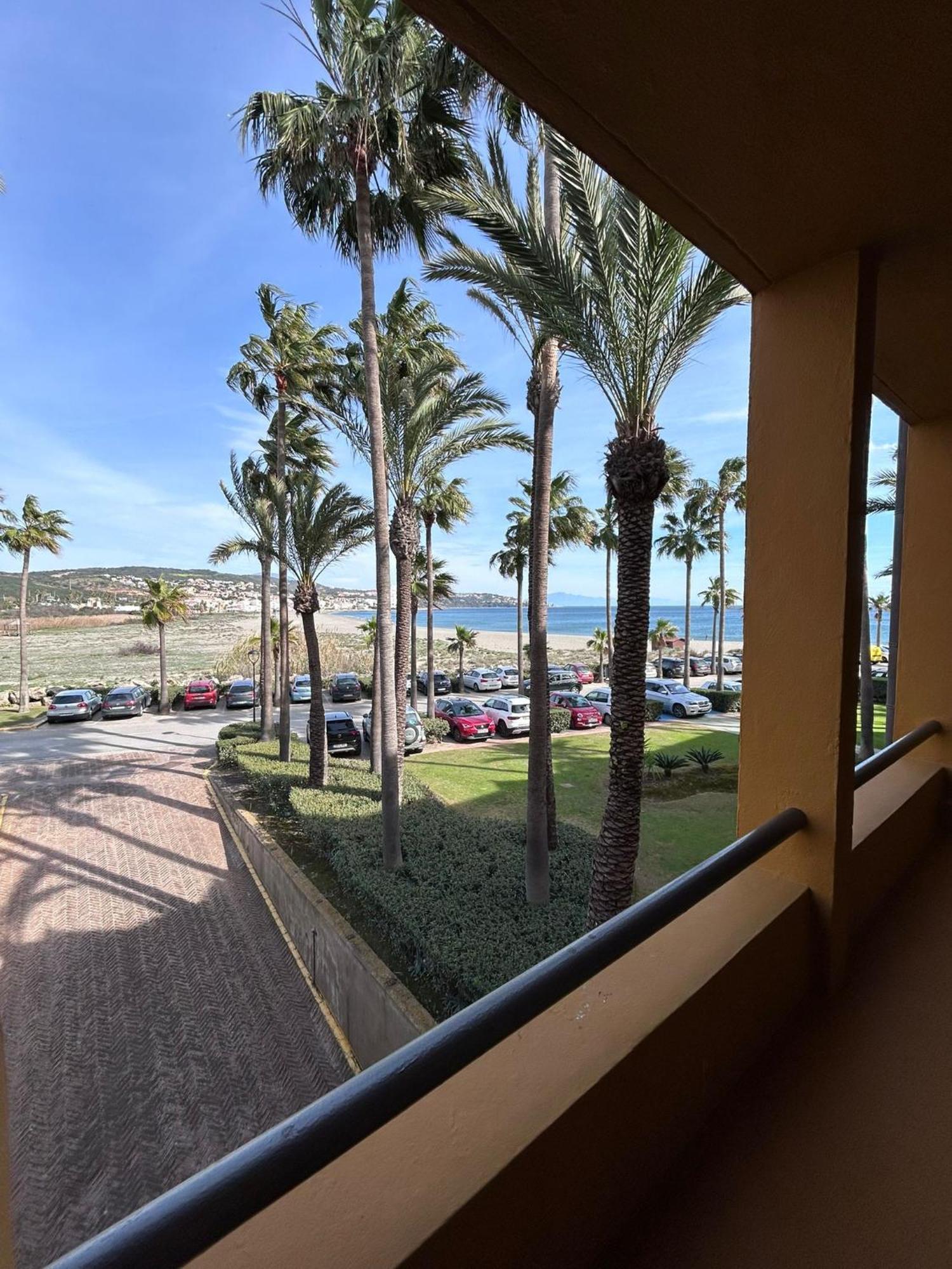 Puerto Sotogrande Con Vistas Al Mar Apartment Exterior photo